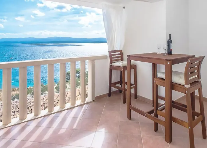 Majda At The Paradise Villa *