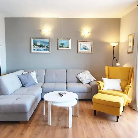 Majda At The Paradise * Murvica (Brac)