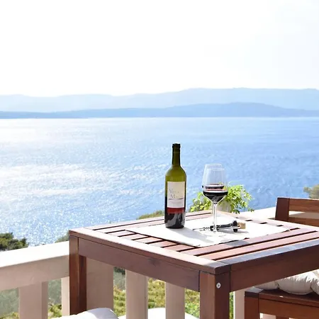 Majda At The Paradise Villa Murvica (Brac)