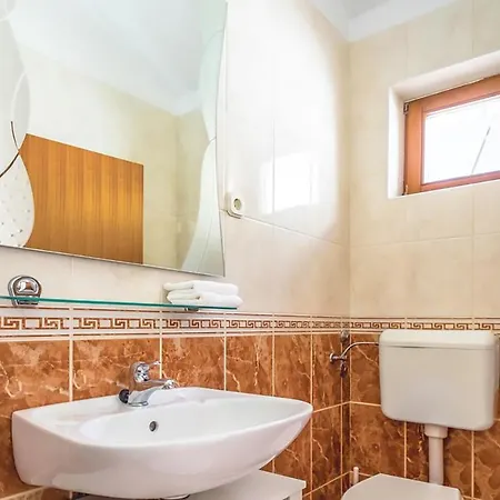 Majda At The Paradise Villa